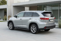 Toyota Highlander 2013–2019 Sidosteg Allmond Black (2 st, aluminium) foto 1