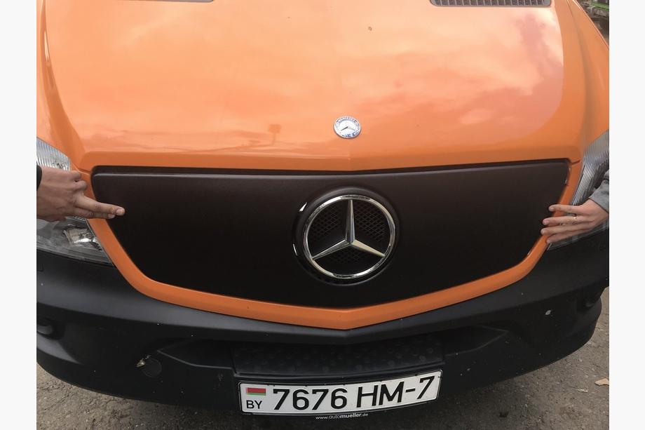 Mercedes Sprinter W906 2006–2018 Vintertäckning för grill V1 (2013↗) Foto 6
