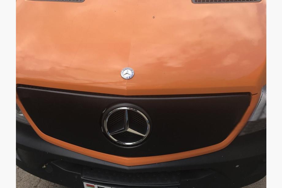 Mercedes Sprinter W906 2006–2018 Vintertäckning för grill V1 (2013↗) Foto 5