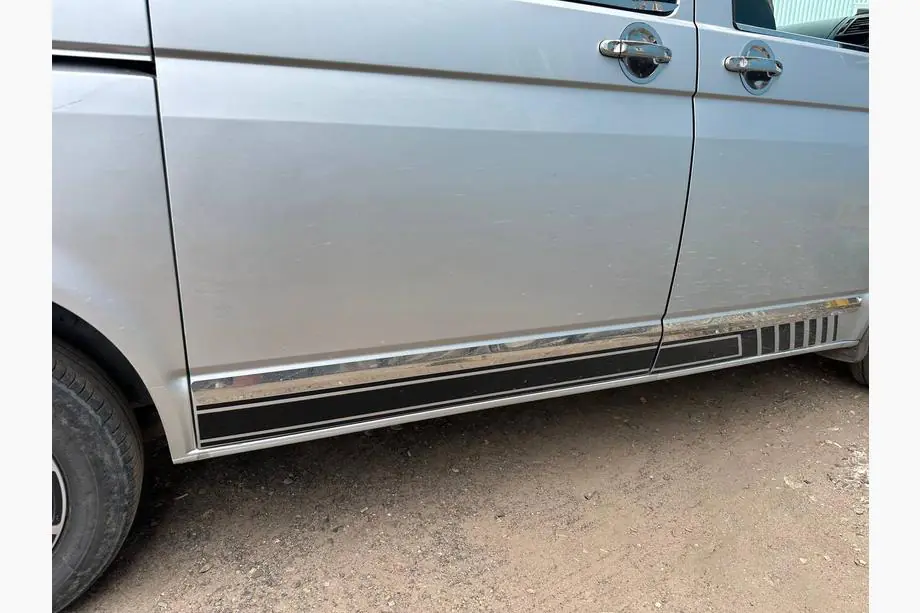 Volkswagen T5 2010–2015 Skydd under dörrhandtag (rostfritt stål) Foto 9