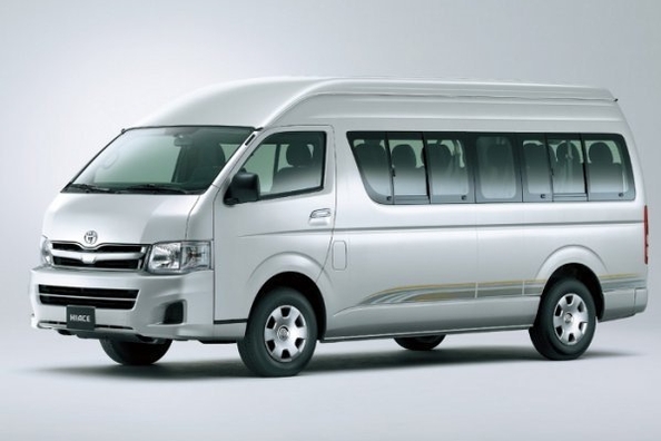 Recension av minibussen Toyota Hiace
