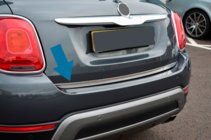 Fiat 500X 2014–2024 Kantlist för bagagelucka (rostfritt stål) foto 1