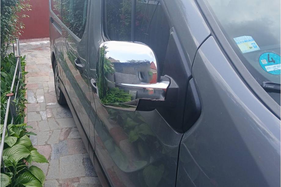 Renault Trafic 2015– Kromade spegelkåpor (2 st, plast) Foto 5