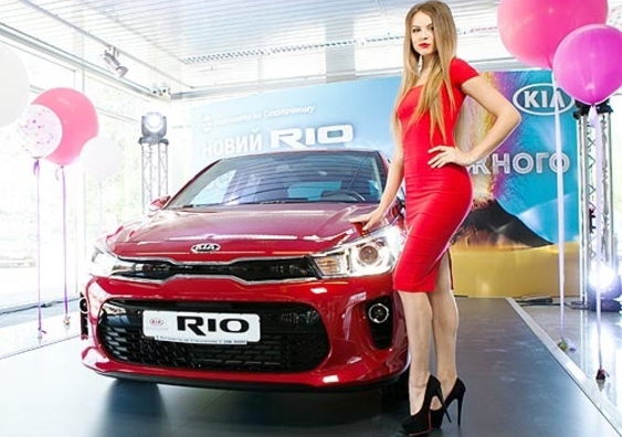 I Kiev presenterades en ny modell av Kia Rio
