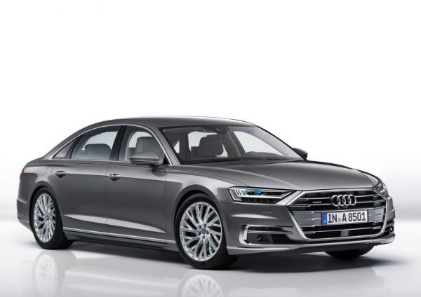 Test av sedanen Audi A8 årsmodell 2018