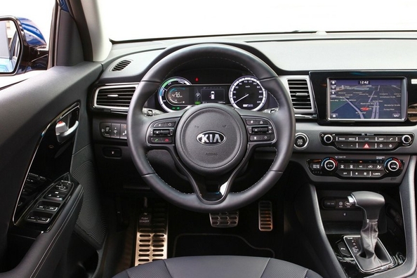 Ukrainare erbjuds hybridcrossovern Kia Niro till lägre pris