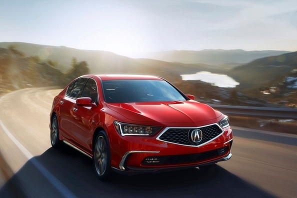 Uppdaterade sedanen Acura RLX presenterad