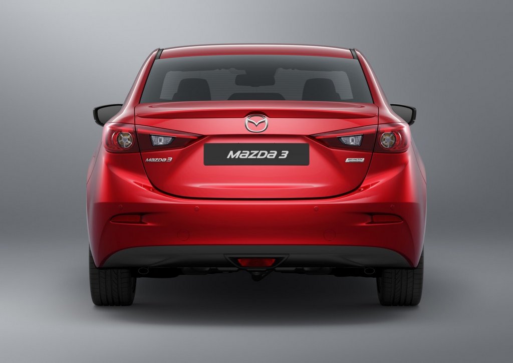Test av uppdaterade Mazda 3