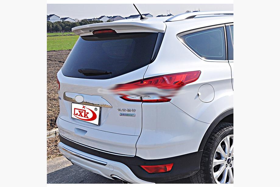 Ford Kuga/Escape 2013–2019 Spoiler (vit) Foto 5