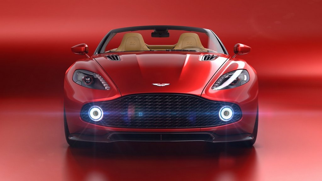 Aston Martin presenterade nya versioner av sportbilar