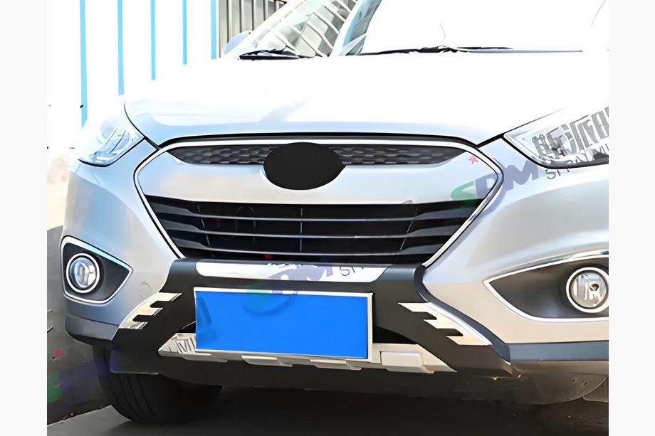 Hyundai IX-35 2010–2015 Främre stötfångarläpp i plast V2 Image