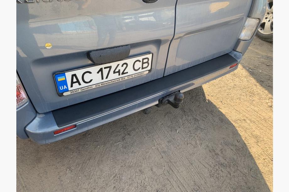 Opel Vivaro 2001–2015 Bakre stötfångarskydd DDU (ABS) Foto 9