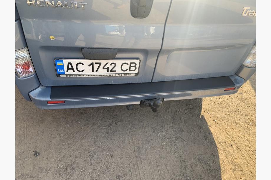 Opel Vivaro 2001–2015 Bakre stötfångarskydd DDU (ABS) Foto 10