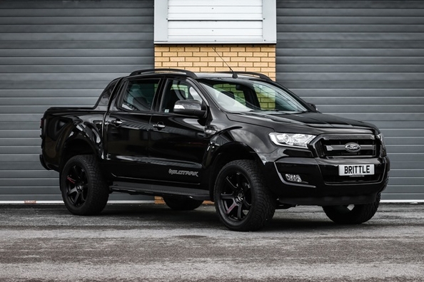 I Frankfurt presenteras en limiterad version av pickupen Ford Ranger Black Edition