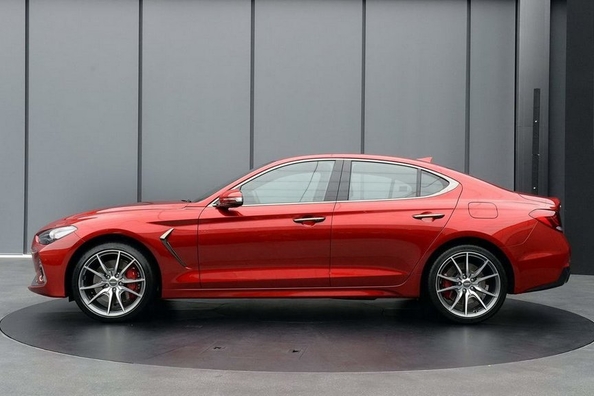Koreaner presenterade BMW 3-Series främsta konkurrent