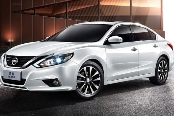 Test av Nissan Teana sedan