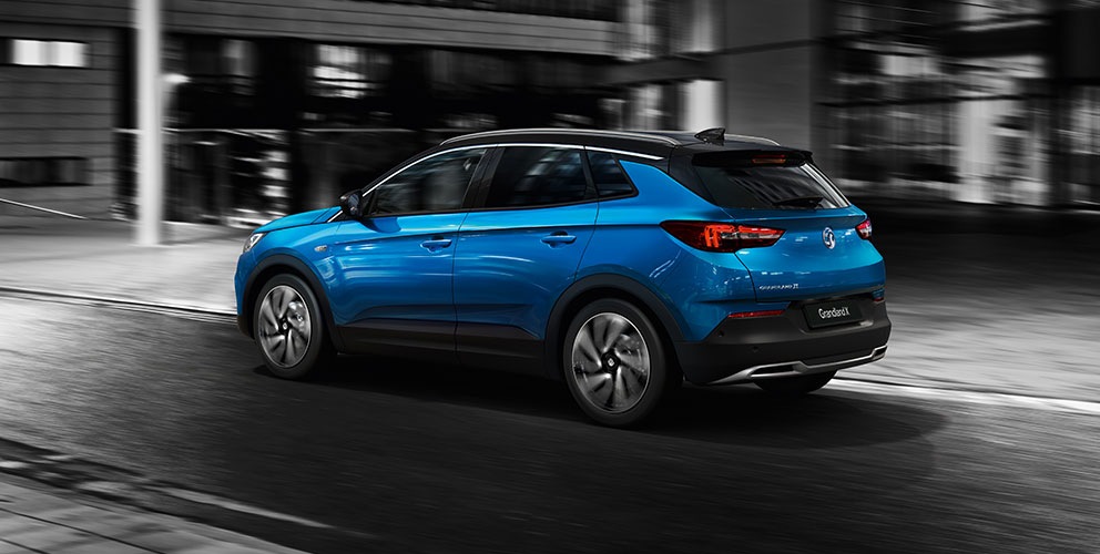Vauxhall släpper nya crossovern Grandland X Sport