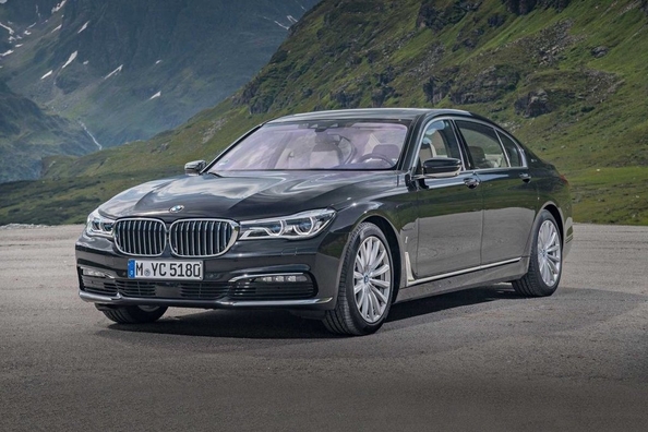 BMW kompletterar 7-serien med hybridmodeller