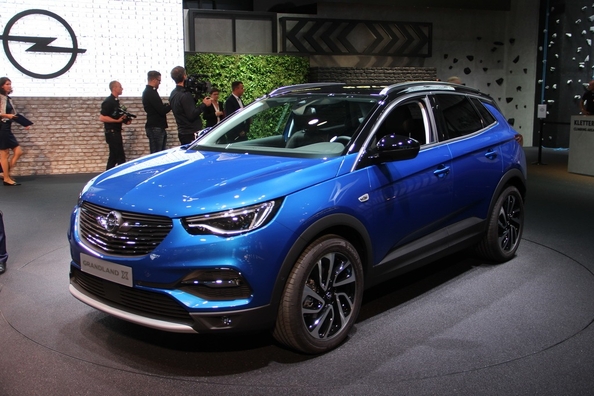 Test av nya crossovern Opel Grandland X