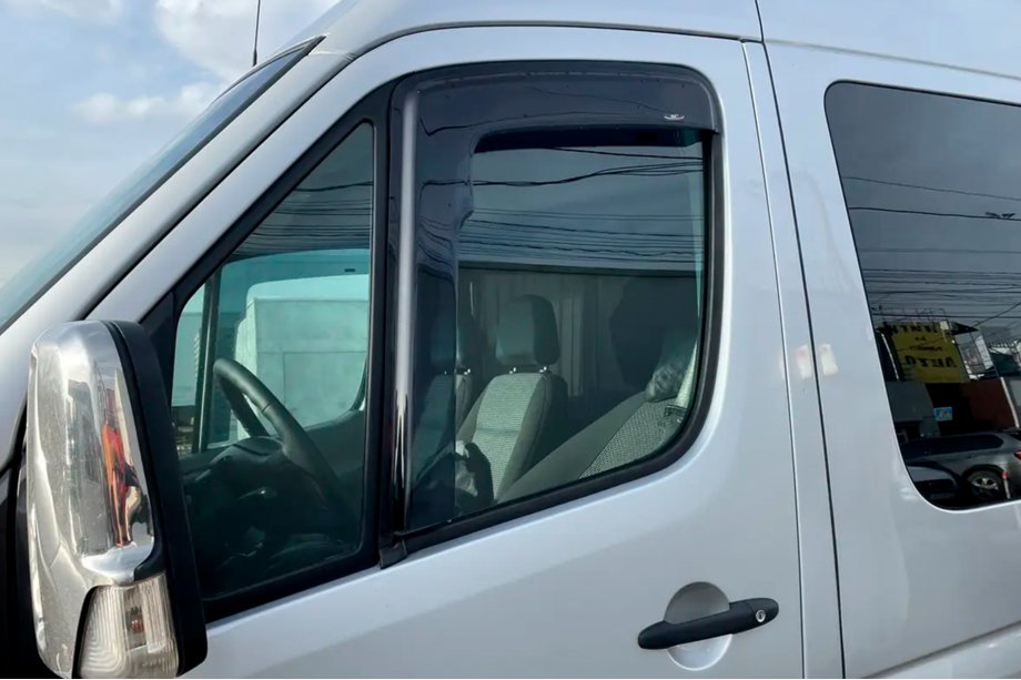Mercedes Sprinter W906 2006–2018 Självhäftande vindavvisare för rutor (2 st, HIC) Foto 7