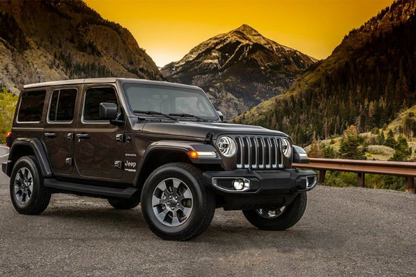 Jeep publicerade bilder på interiören i nya SUV:en Wrangler