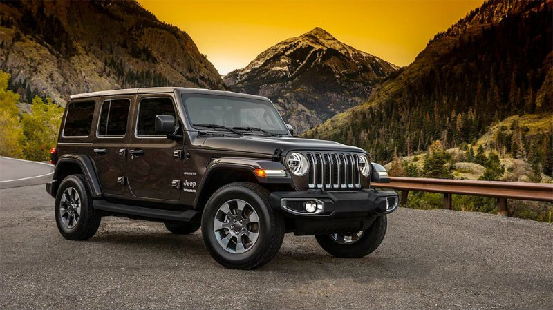 Jeep publicerade bilder på interiören i nya SUV:en Wrangler