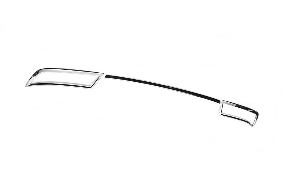 Skoda Octavia III A7 2013–2019 Bakre diffusorlist (2013-2017, rostfritt stål) Carmos - turkiskt stål Foto 4