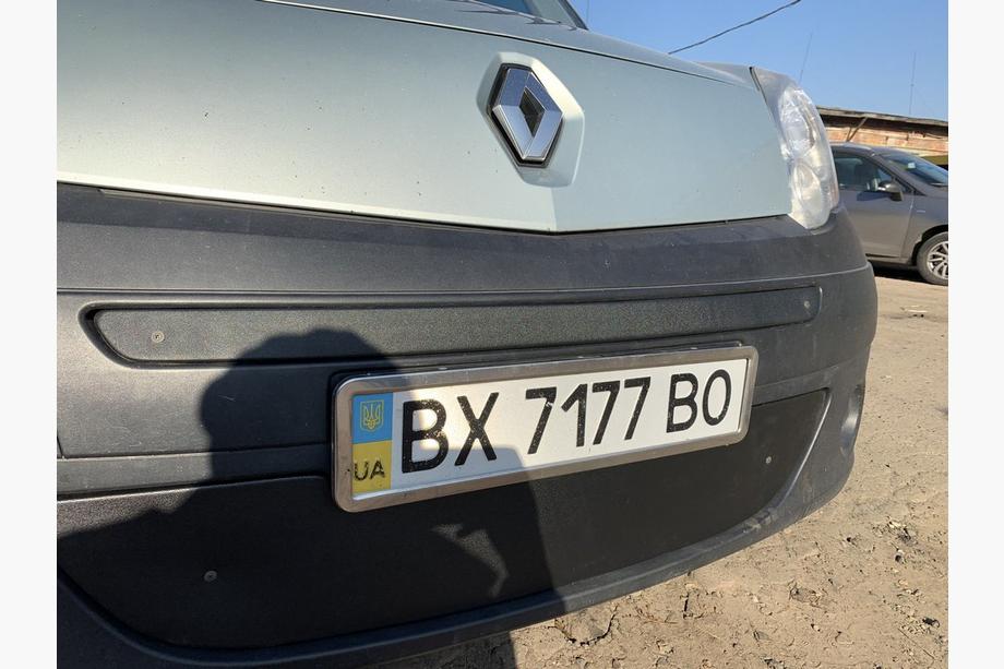 Renault Kangoo 2008–2020 Vintertäcke för övre grill (2008-2013) Foto 7