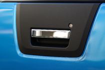 Nissan Navara 2006–2015 Bakluckehandtagskåpa (rostfritt stål) Carmos - turkiskt stål foto 1