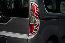 Fiat Doblo II 2010–2022 Kromade kåpor till baklyktor (2015↗, 2 st, plast) foto 1