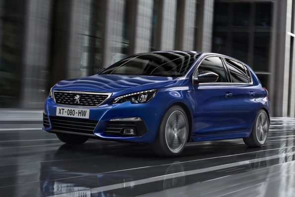 Peugeot 308 halvkombi av andra generationen