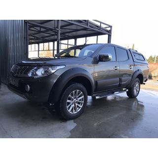 Hardtop (skjutbara fönster) Mitsubishi L200 2015–2024 foto 3