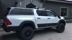 Toyota Hilux 2015– Hjulhusbreddare (2015–2020, ABS, bultmonterade) foto 13
