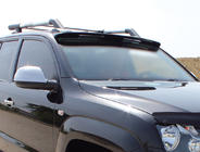 Volkswagen Amarok 2010–2022 Vindrutedeflektor (Meliset) foto 2