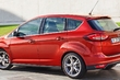 Test av den kompakta femsitsiga minivanen Ford C-Max foto 3