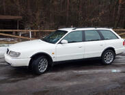 Audi A6 C4 1994–1997 Hjulhuslister (4 st, svarta) Metall foto 1