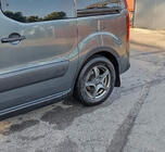 Citroen Berlingo 2008–2018 Hjulhuslister (4 st, svarta) För 2 sidodörrar, plast foto 5