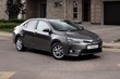Test av den populära sedanen Toyota Corolla foto 2