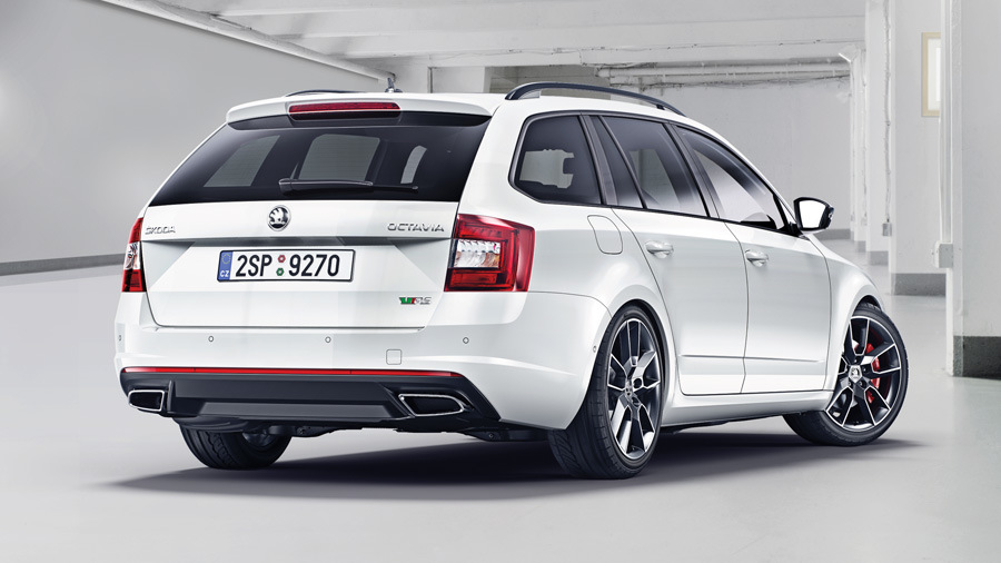 Test av kombin Skoda Octavia Combi RS