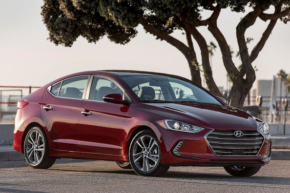 Test av Hyundai Elantra sedan i sjätte generationen