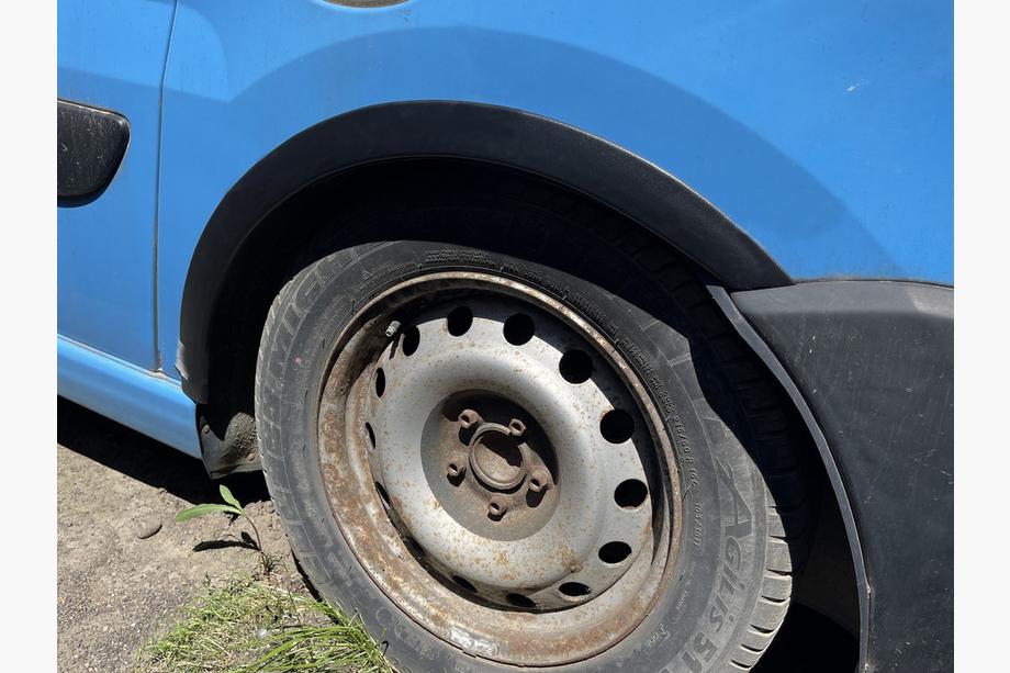Peugeot Expert 2007–2016 Hjulhuslister (4 st, svarta) Image