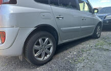 Renault Espace 2002–2014 Hjulhuslister (4 st, svarta) foto 2