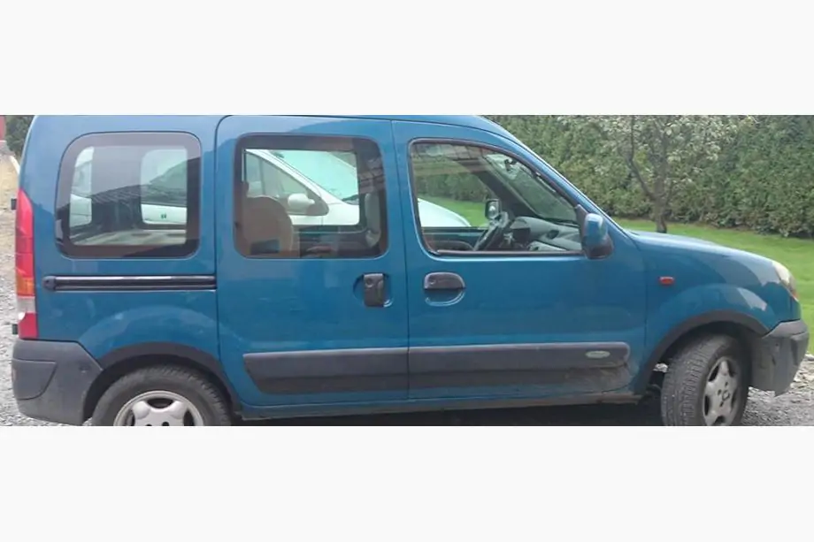 Renault Kangoo 1998–2008 Hjulhuslister (4 st, svarta) Foto 3