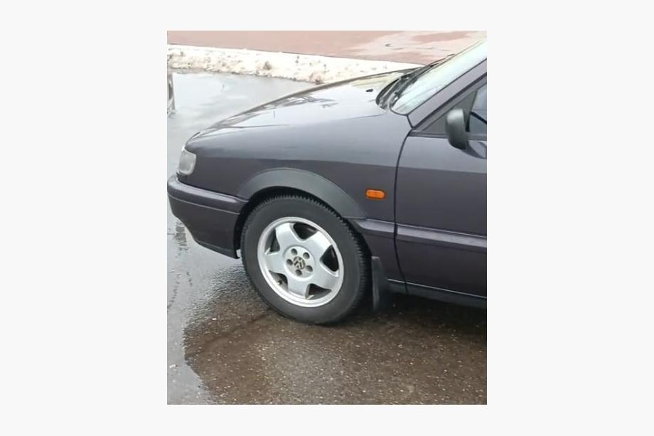 Volkswagen Passat B4 1993–1996 Hjulhuslister (4 st, svarta) Foto 3