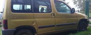 Peugeot Partner 1996–2008 Plastskärmbreddare (4 st, svarta) foto 2