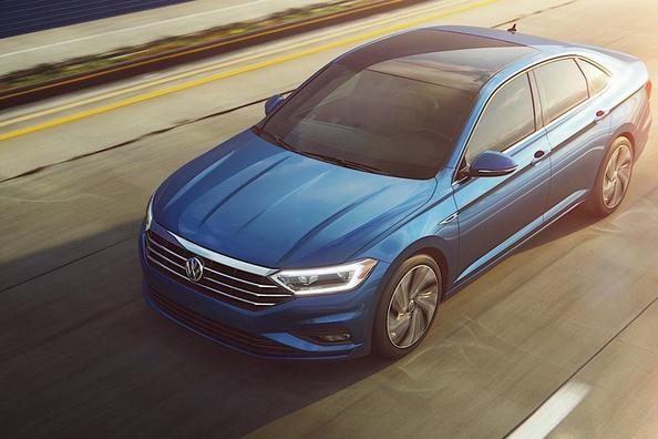 Test av uppdaterade sedanen Volkswagen Jetta