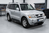 Mitsubishi Pajero Wagon III 1999–2006 Sidosteg Allmond Black (2 st, aluminium) foto 1