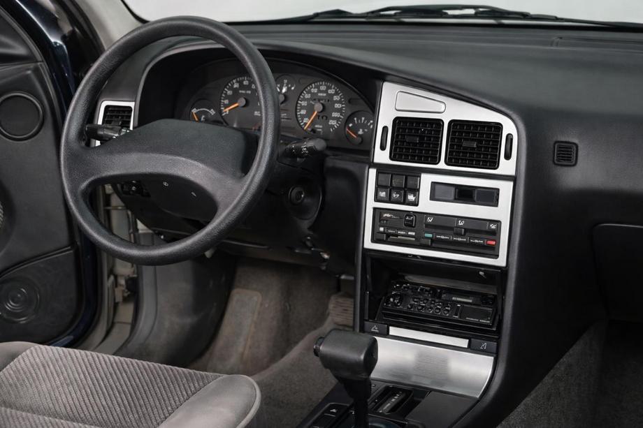 Peugeot 405 1987–1997 Instrumentpanelsöverdrag (1992-1995) Image