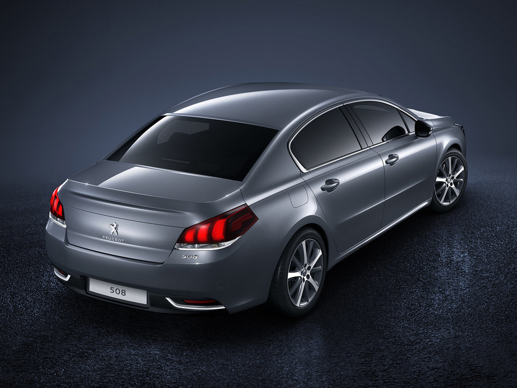 Flaggskeppssedanen Peugeot 508