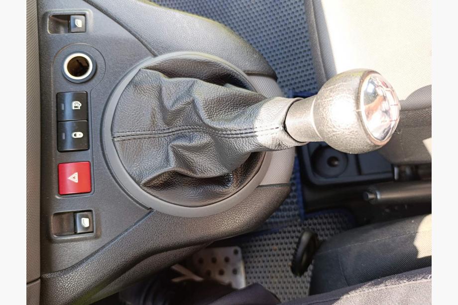 Citroen Berlingo 2008–2018 Växelspaksdamask (läder) Foto 5